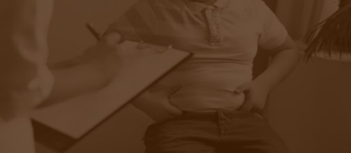 Adolescente em avaliação nutricional e metabólica